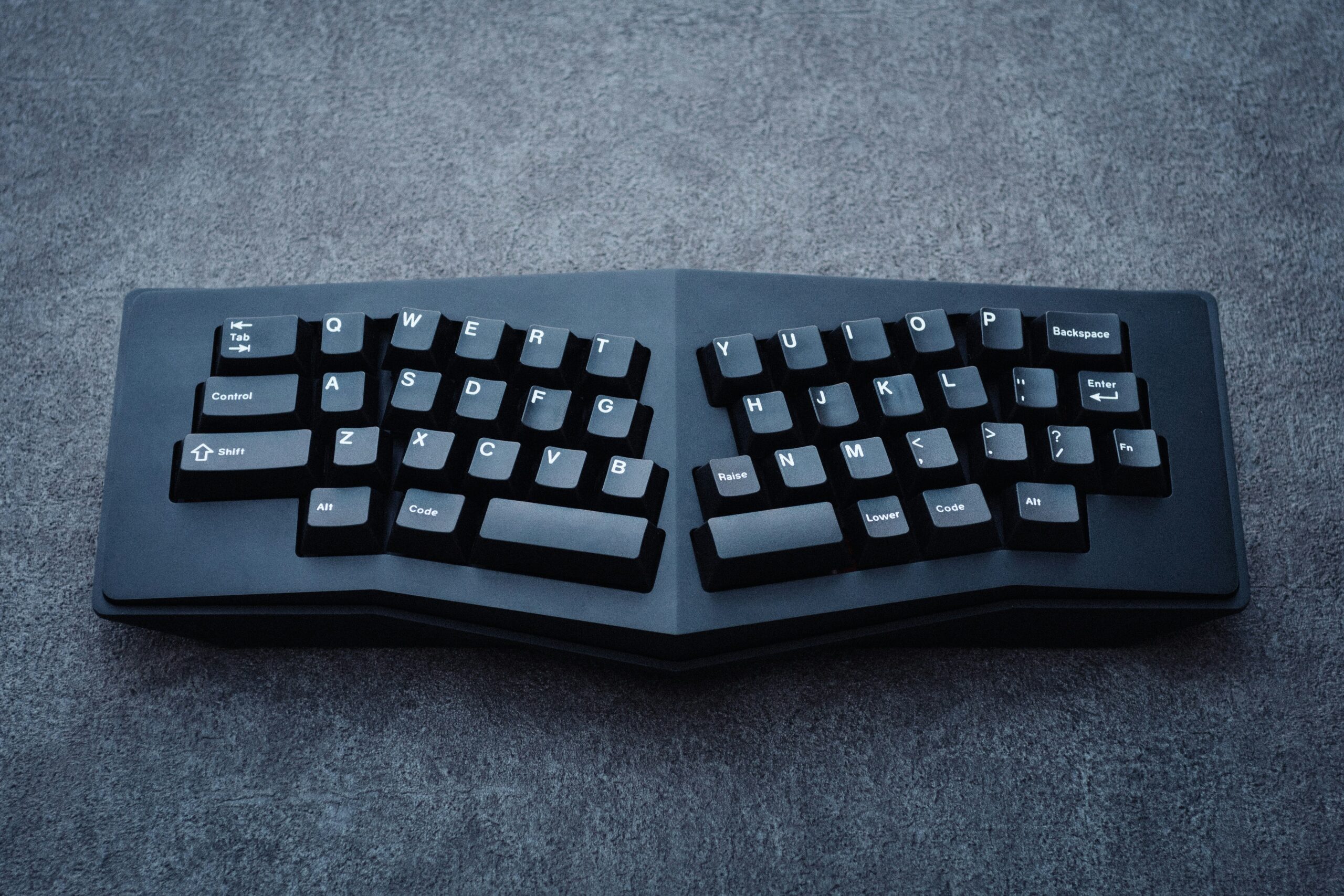💻 Work Smarter, Not Harder: Why Ergonomic Keyboards & Mice Matter